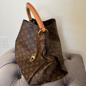 Louis Vuitton Artsy MM Monogram